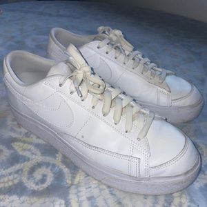 Nike Blazer Low Platform